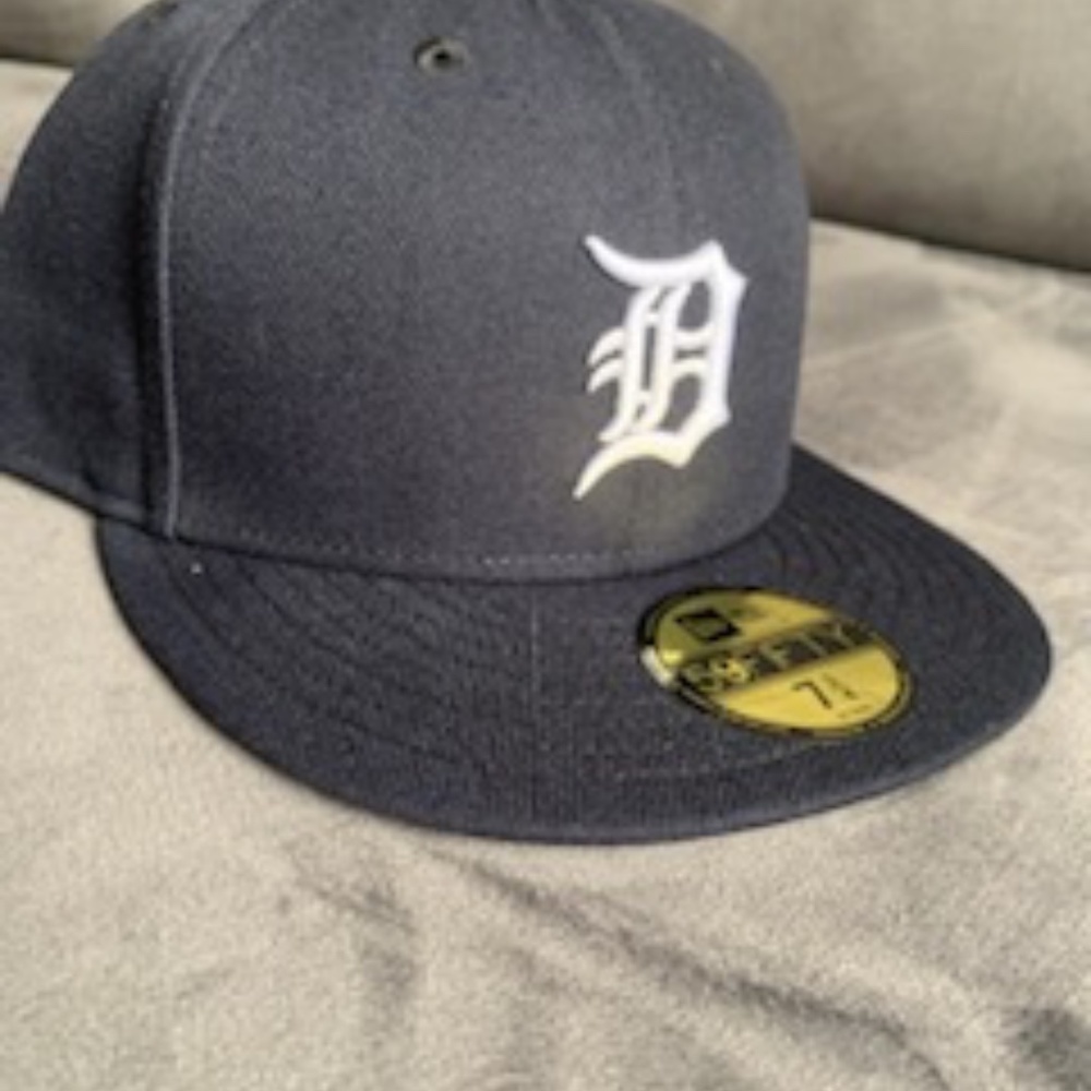 Detroit Tigers New Era Fitted Hat unisex - Picture 2 of 16